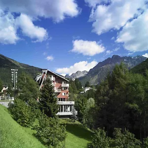 Mirella Hotel