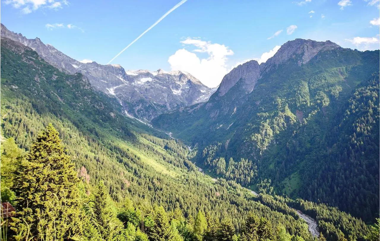1 Bedroom Lovely Apartment In Ponte Di Legno
